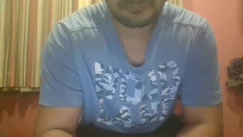 guywith85mm online show from December 29, 12:45 pm