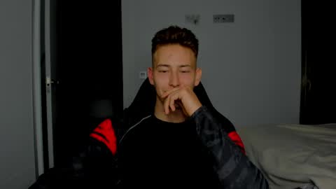 Oliver online show from March 27, 7:48 pm