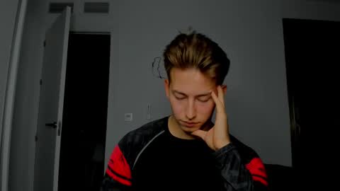 Oliver online show from January 12, 9:19 pm