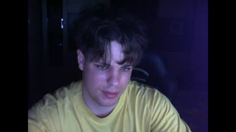 gymguy0505 online show from March 30, 8:21 pm