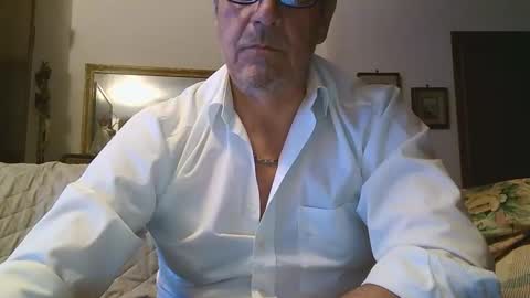 gyrdy online show from January 3, 5:42 pm