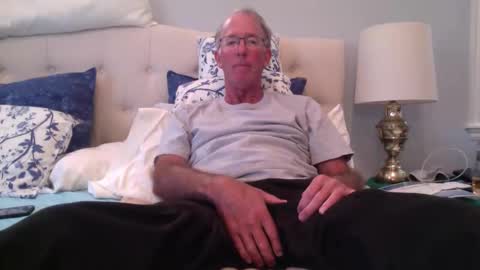 Snapshot of hairybater26 chatting on October 21, 11:40 pm Harry online show from October 21, 11:40 pm