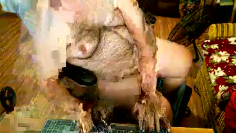 hairybear813 online show from December 29, 11:29 pm