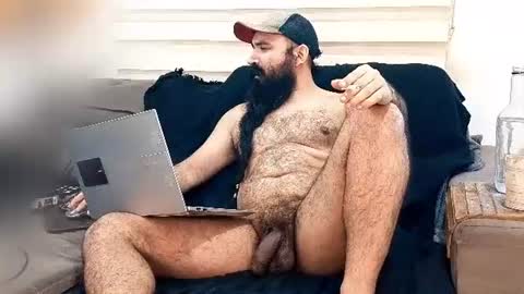 Hairy Beard Smoker online show from July 14, 6:58 pm