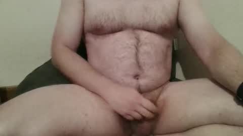 hairychest222141 online show from February 22, 7:10 am
