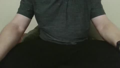 hairychest222141 online show from November 10, 11:09 pm