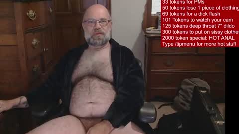 HairyDaddyBear69 online show from June 29, 11:21 am