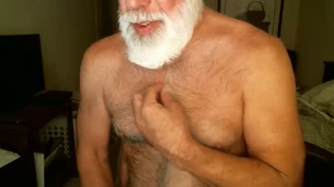 Hairy pecs online show from April 29, 7:35 am