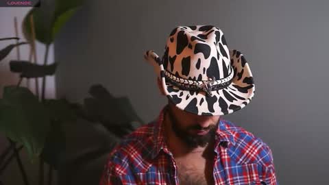 HairyRobXxX online show from September 26, 7:00 pm