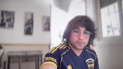 halfblood18 online show from November 5, 7:05 pm