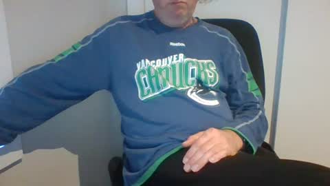 hand_ball_32 online show from August 3, 7:07 am