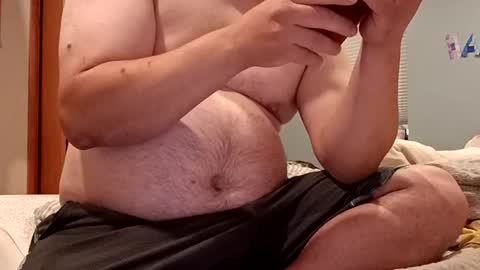 Handsomedaddy198923 online show from July 6, 8:32 pm