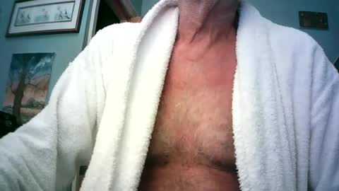 handymanforyou177322 online show from August 2, 11:52 am