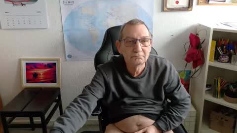 charly online show from March 16, 9:57 am