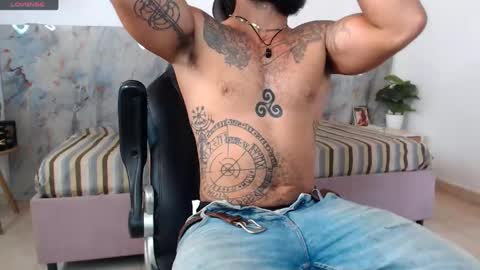 hanz_col online show from April 16, 2:28 pm