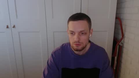 happyvelvetpaw online show from January 19, 5:54 am