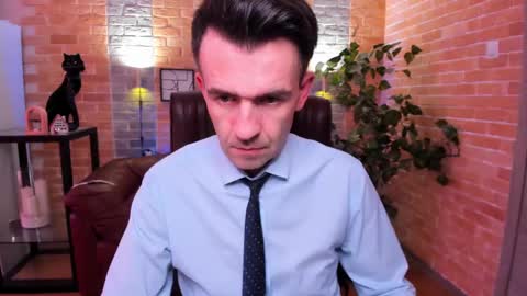 Steve online show from February 15, 2:44 pm