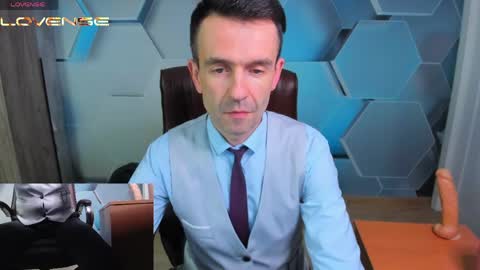 Steve online show from May 29, 11:20 am