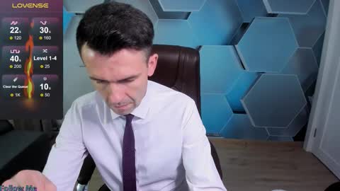 Steve online show from November 17, 11:46 am