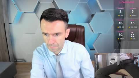 Steve online show from February 2, 8:35 am