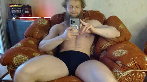 Valentino Hard online show from March 22, 8:30 am