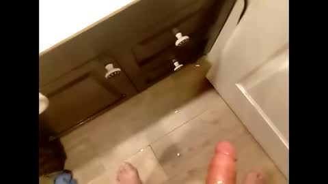 hardforu8675 online show from April 15, 6:35 am