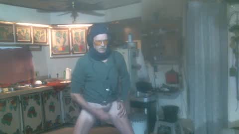 john nobles online show from December 9, 9:11 pm