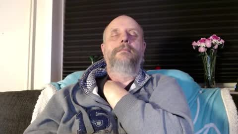 MrLazy online show from February 11, 6:57 pm