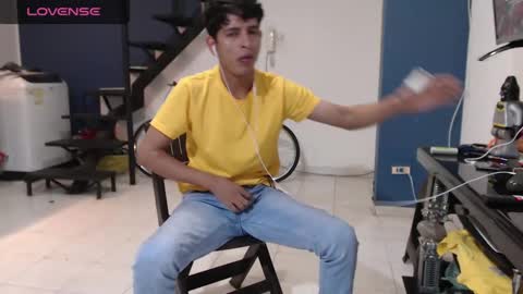 Andres Dean online show from February 20, 4:07 am