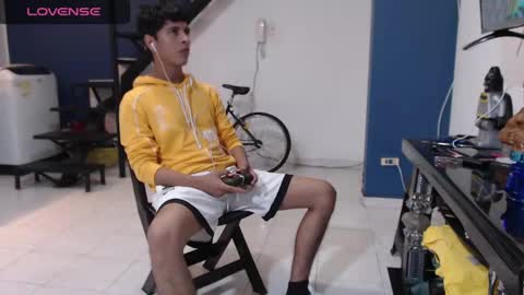 Andres Dean online show from February 13, 11:58 pm