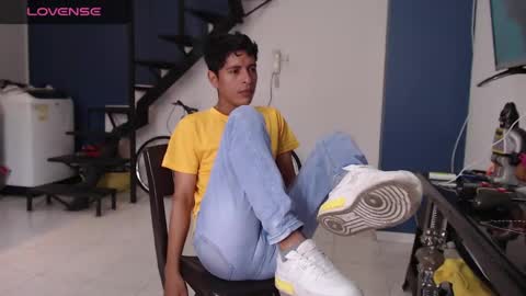 Andres Dean online show from February 19, 6:00 pm