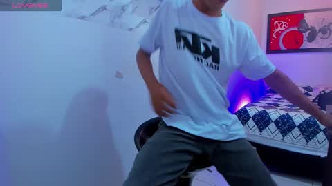 Andres Dean online show from December 10, 6:49 pm