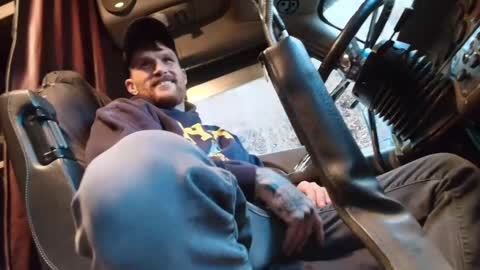 hardworkertn online show from January 30, 8:31 pm