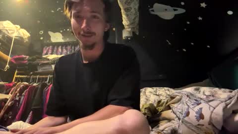 hargrave1469 online show from April 18, 6:09 pm