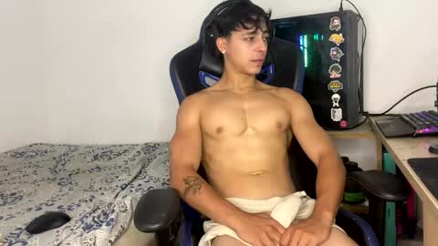 harry_p01 online show from March 9, 3:38 pm