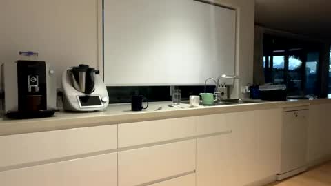 h babe online show from December 5, 6:34 pm