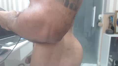 hebertgomes online show from March 6, 3:56 pm