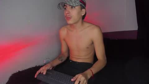 heellboy_ online show from July 8, 12:36 am