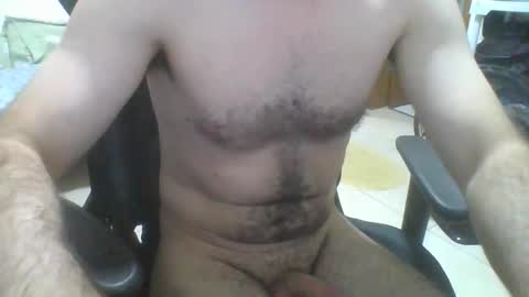 heitorcp1 online show from October 11, 5:33 am