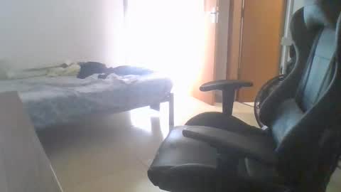 heitorcp1 online show from October 8, 1:48 pm