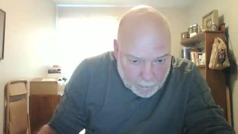 Snapshot of helloforfun111 chatting on December 26, 4:58 pm helloforfun111 online show from December 26, 4:58 pm