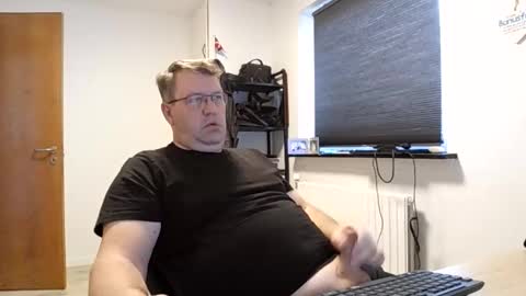 henrikrp1971 online show from February 27, 2:00 pm