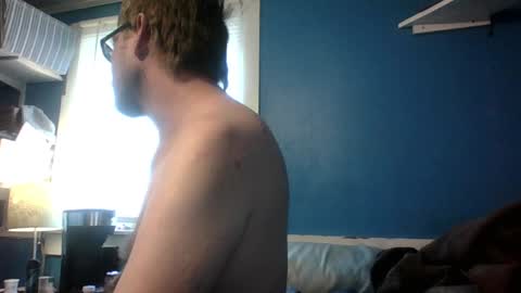 Snapshot of henry_balthazar chatting on January 3, 2:19 pm Henry Balthazar online show from January 3, 2:19 pm