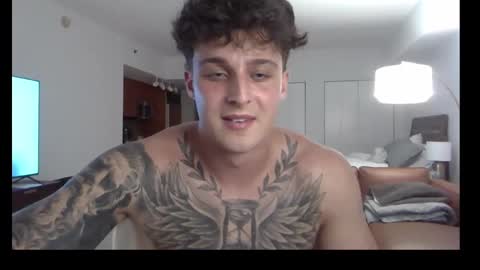 henrydesanti online show from September 16, 11:16 pm