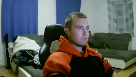 John Pearl online show from February 10, 7:28 pm