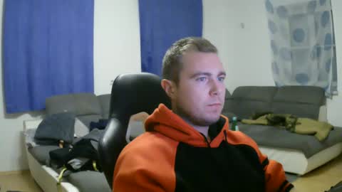 John Pearl online show from December 7, 5:20 pm