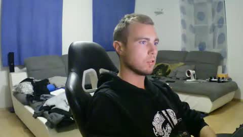 John Pearl online show from October 3, 8:47 pm