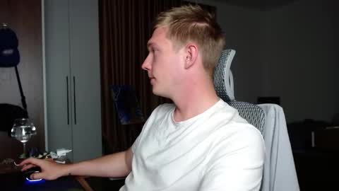 Gregblonde  Alextattoo online show from September 16, 2:07 pm