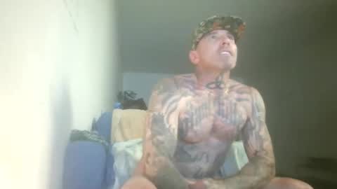 hershdog2482 online show from May 27, 5:32 pm