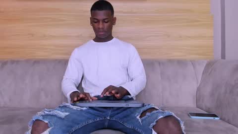 heteros men online show from September 22, 1:10 pm